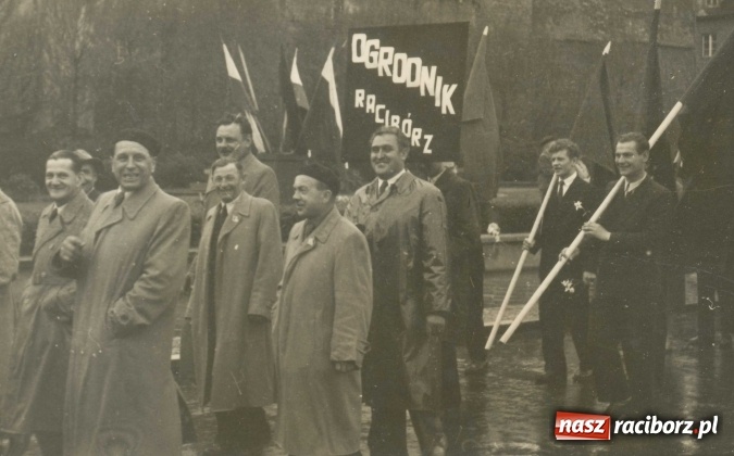 Zdjęcie w galerii na portalu naszraciborz.pl: Niech się święci 1 Maja - Racibórz czasów PRL  wiadomości z regionu