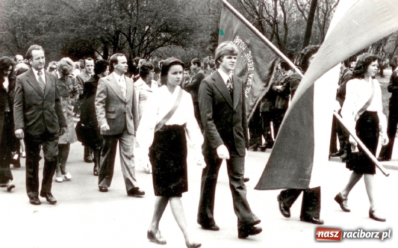 Zdjęcie w galerii na portalu naszraciborz.pl: Niech się święci 1 Maja - Racibórz czasów PRL  wiadomości z regionu