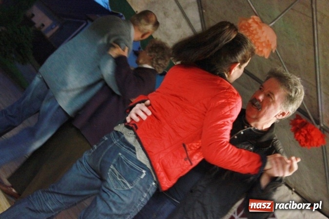 Zdjęcie w galerii na portalu naszraciborz.pl: Coys na wojnowickiej majówce wiadomości z regionu