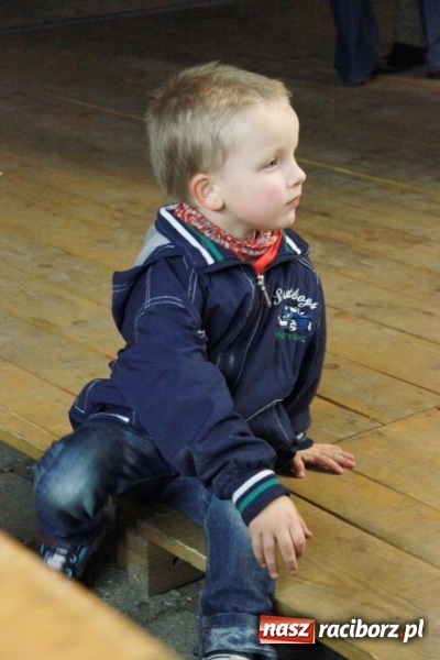 Zdjęcie w galerii na portalu naszraciborz.pl: Coys na wojnowickiej majówce wiadomości z regionu