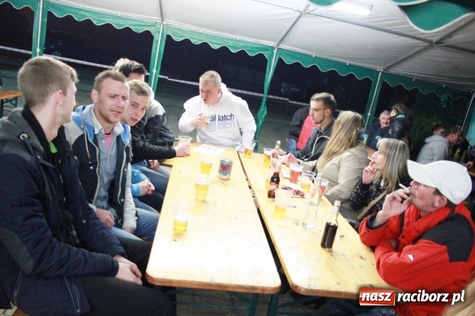 Zdjęcie w galerii na portalu naszraciborz.pl: Coys na wojnowickiej majówce wiadomości z regionu