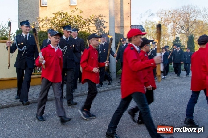 Zdjęcie w galerii na portalu naszraciborz.pl: Pietrowicki pochód św. Floriana  wiadomości z regionu
