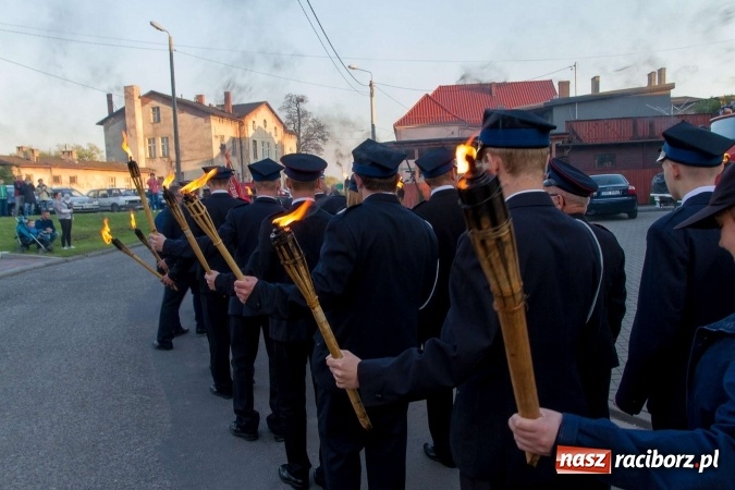 Zdjęcie w galerii na portalu naszraciborz.pl: Pietrowicki pochód św. Floriana  wiadomości z regionu