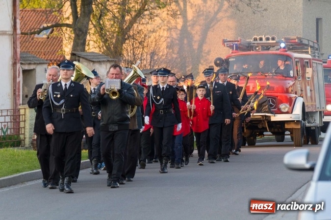 Zdjęcie w galerii na portalu naszraciborz.pl: Pietrowicki pochód św. Floriana  wiadomości z regionu
