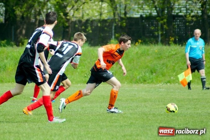 Zdjęcie w galerii na portalu naszraciborz.pl: Juniorzy starsi: Remis Rafako z wiceliderem z Rogowa wiadomości z regionu