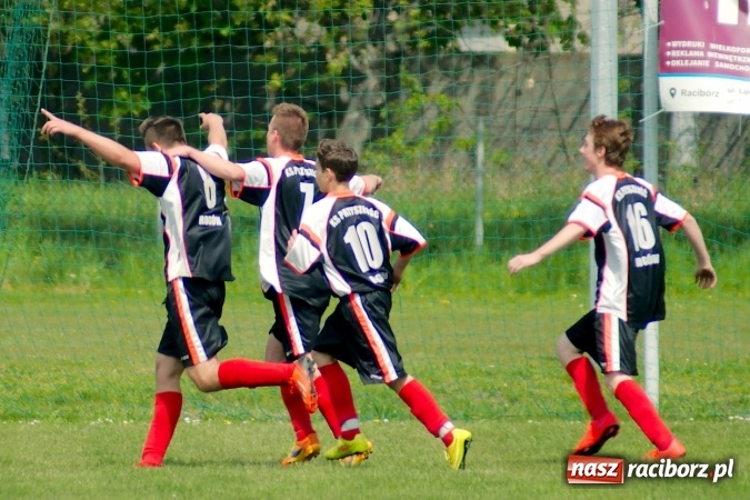 Zdjęcie w galerii na portalu naszraciborz.pl: Juniorzy starsi: Remis Rafako z wiceliderem z Rogowa wiadomości z regionu