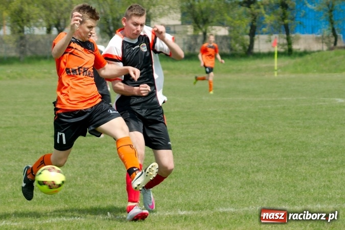 Zdjęcie w galerii na portalu naszraciborz.pl: Juniorzy starsi: Remis Rafako z wiceliderem z Rogowa wiadomości z regionu