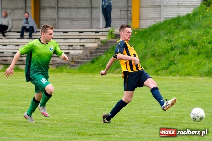 Zdjęcie w galerii na portalu naszraciborz.pl: Quo vadis Gamów? Rezerwy gaszowickiego Dębu lepsze od gospodarzy wiadomości z regionu