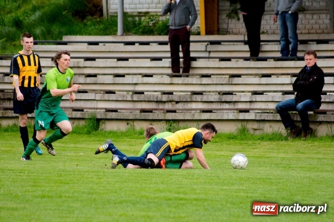 Zdjęcie w galerii na portalu naszraciborz.pl: Quo vadis Gamów? Rezerwy gaszowickiego Dębu lepsze od gospodarzy wiadomości z regionu
