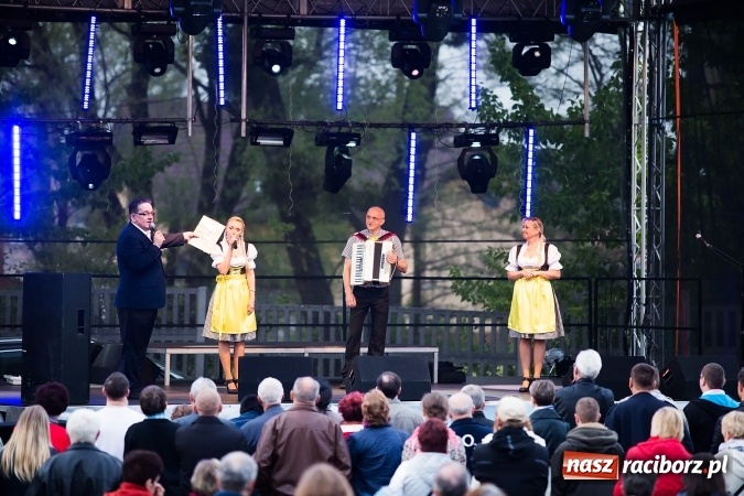 Zdjęcie w galerii na portalu naszraciborz.pl: Gang Marcela na zakończenie pierwszego dnia majówki w Nędzy wiadomości z regionu