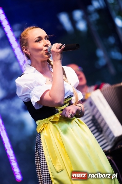 Zdjęcie w galerii na portalu naszraciborz.pl: Gang Marcela na zakończenie pierwszego dnia majówki w Nędzy wiadomości z regionu