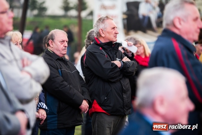 Zdjęcie w galerii na portalu naszraciborz.pl: Gang Marcela na zakończenie pierwszego dnia majówki w Nędzy wiadomości z regionu