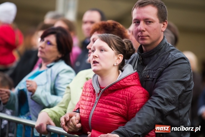Zdjęcie w galerii na portalu naszraciborz.pl: Gang Marcela na zakończenie pierwszego dnia majówki w Nędzy wiadomości z regionu