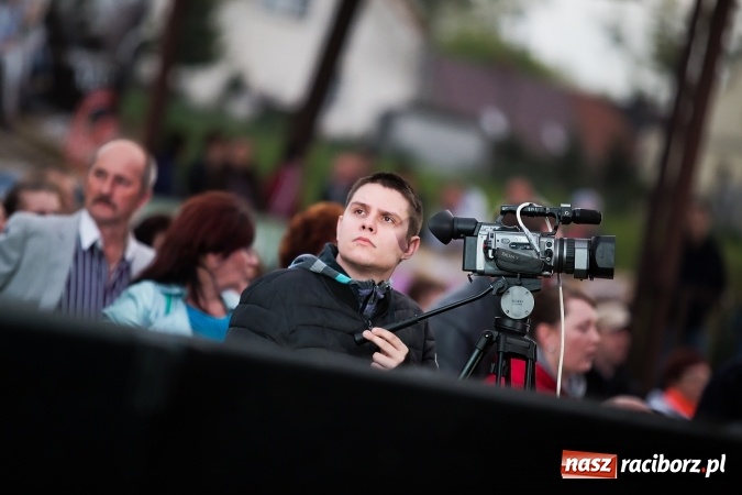 Zdjęcie w galerii na portalu naszraciborz.pl: Gang Marcela na zakończenie pierwszego dnia majówki w Nędzy wiadomości z regionu