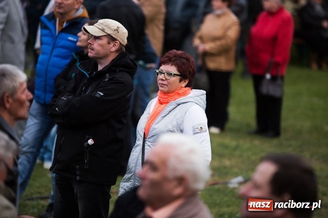 Zdjęcie w galerii na portalu naszraciborz.pl: Gang Marcela na zakończenie pierwszego dnia majówki w Nędzy wiadomości z regionu