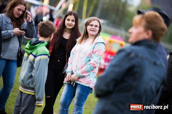 Zdjęcie w galerii na portalu naszraciborz.pl: Gang Marcela na zakończenie pierwszego dnia majówki w Nędzy wiadomości z regionu