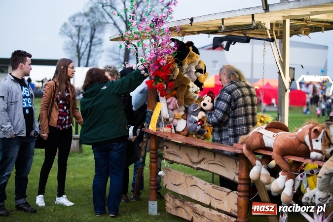 Zdjęcie w galerii na portalu naszraciborz.pl: Gang Marcela na zakończenie pierwszego dnia majówki w Nędzy wiadomości z regionu