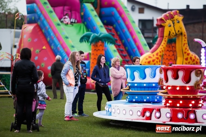 Zdjęcie w galerii na portalu naszraciborz.pl: Gang Marcela na zakończenie pierwszego dnia majówki w Nędzy wiadomości z regionu