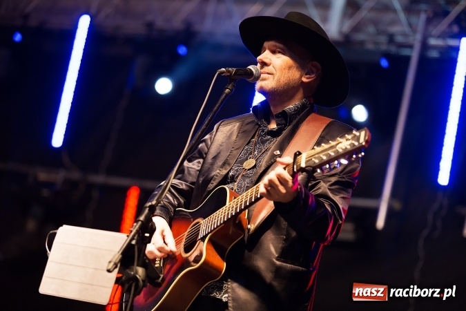 Zdjęcie w galerii na portalu naszraciborz.pl: Gang Marcela na zakończenie pierwszego dnia majówki w Nędzy wiadomości z regionu