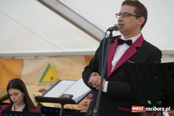 Zdjęcie w galerii na portalu naszraciborz.pl: Gang Marcela na zakończenie pierwszego dnia majówki w Nędzy wiadomości z regionu