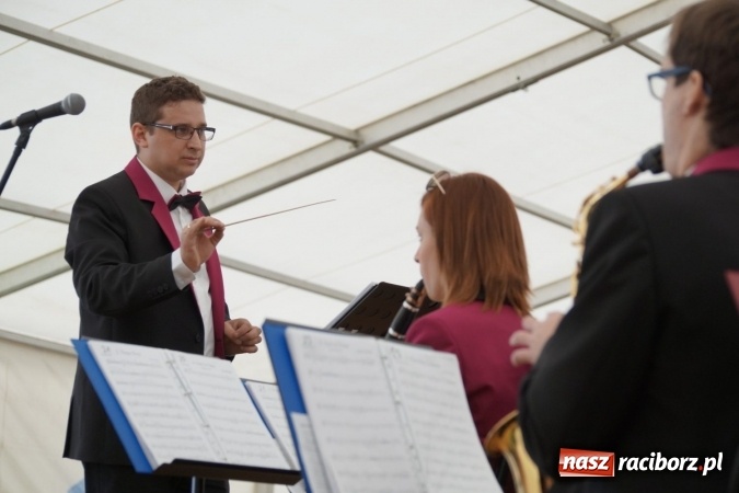 Zdjęcie w galerii na portalu naszraciborz.pl: Gang Marcela na zakończenie pierwszego dnia majówki w Nędzy wiadomości z regionu