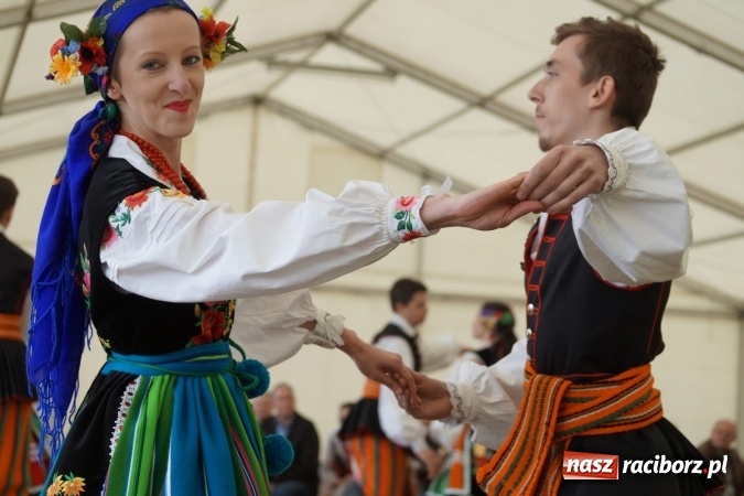 Zdjęcie w galerii na portalu naszraciborz.pl: Gang Marcela na zakończenie pierwszego dnia majówki w Nędzy wiadomości z regionu