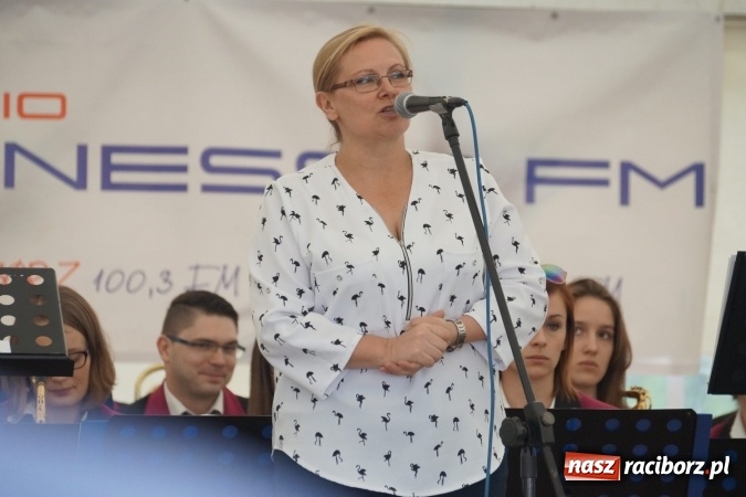 Zdjęcie w galerii na portalu naszraciborz.pl: Gang Marcela na zakończenie pierwszego dnia majówki w Nędzy wiadomości z regionu