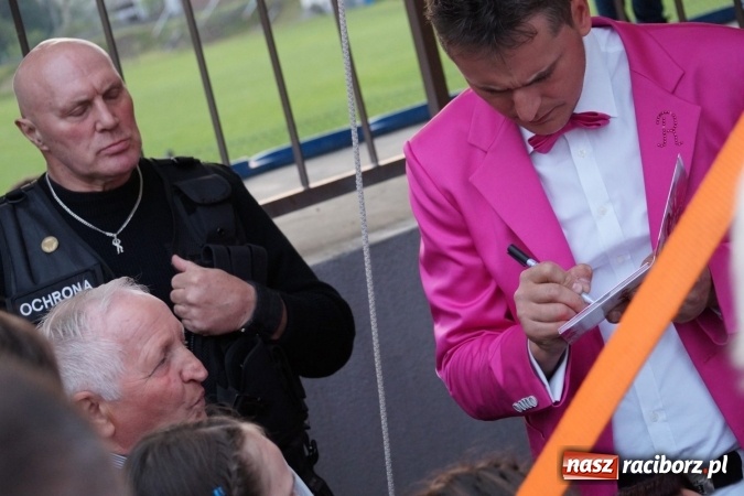 Zdjęcie w galerii na portalu naszraciborz.pl: Gang Marcela na zakończenie pierwszego dnia majówki w Nędzy wiadomości z regionu