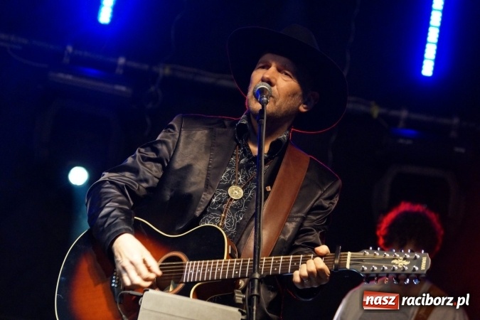 Zdjęcie w galerii na portalu naszraciborz.pl: Gang Marcela na zakończenie pierwszego dnia majówki w Nędzy wiadomości z regionu