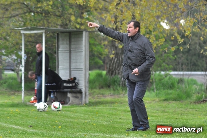 Zdjęcie w galerii na portalu naszraciborz.pl: Siedem goli w Bieńkowicach. Mateusz Foreiter katem Pstrążnej wiadomości z regionu