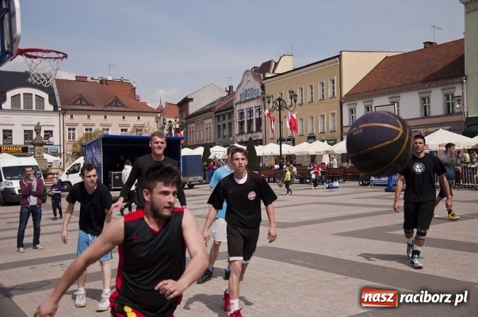 Zdjęcie w galerii na portalu naszraciborz.pl: Streetball. Zwycięstwo w Rybniku wiadomości z regionu