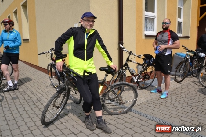 Zdjęcie w galerii na portalu naszraciborz.pl: Sezon rowerowy i marszów nordic walking w gminie Krzyżanowice oficjalnie rozpoczęty wiadomości z regionu