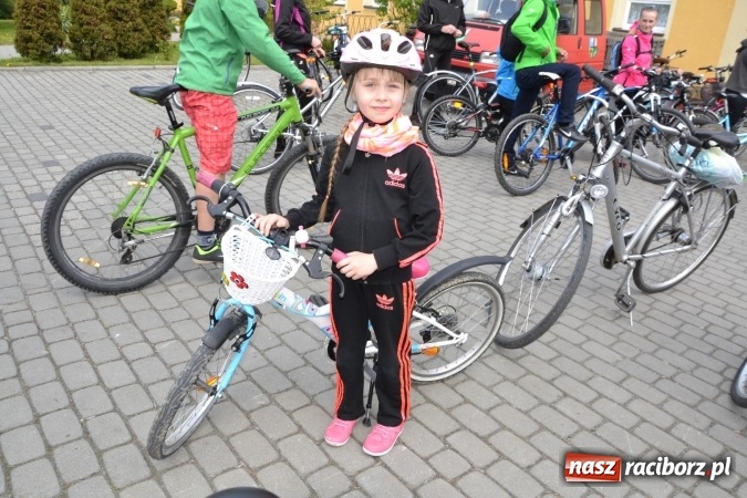 Zdjęcie w galerii na portalu naszraciborz.pl: Sezon rowerowy i marszów nordic walking w gminie Krzyżanowice oficjalnie rozpoczęty wiadomości z regionu