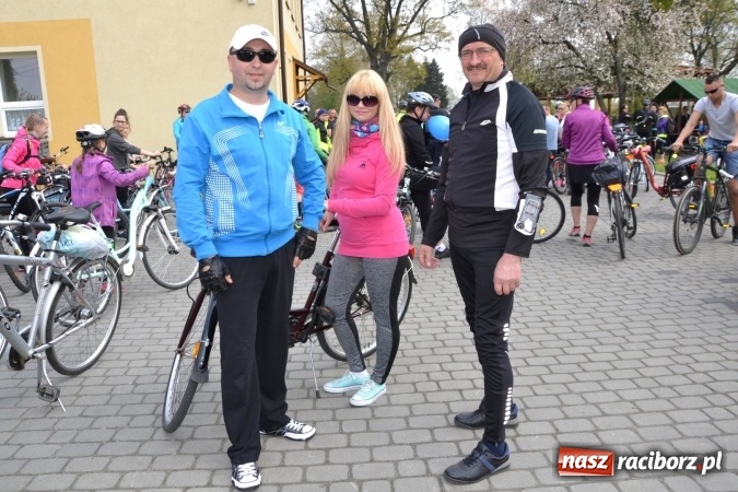 Zdjęcie w galerii na portalu naszraciborz.pl: Sezon rowerowy i marszów nordic walking w gminie Krzyżanowice oficjalnie rozpoczęty wiadomości z regionu