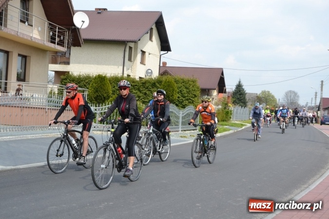 Zdjęcie w galerii na portalu naszraciborz.pl: Sezon rowerowy i marszów nordic walking w gminie Krzyżanowice oficjalnie rozpoczęty wiadomości z regionu