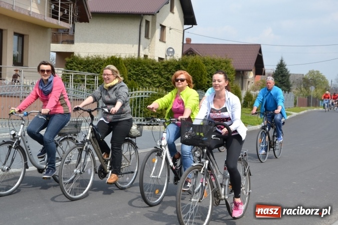 Zdjęcie w galerii na portalu naszraciborz.pl: Sezon rowerowy i marszów nordic walking w gminie Krzyżanowice oficjalnie rozpoczęty wiadomości z regionu