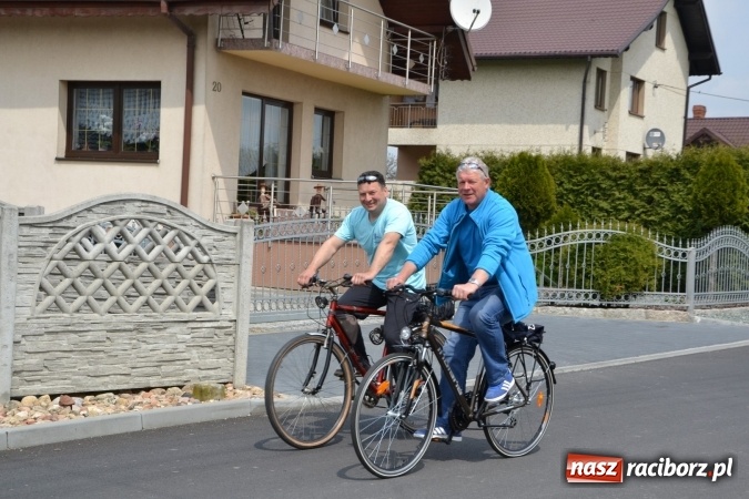 Zdjęcie w galerii na portalu naszraciborz.pl: Sezon rowerowy i marszów nordic walking w gminie Krzyżanowice oficjalnie rozpoczęty wiadomości z regionu