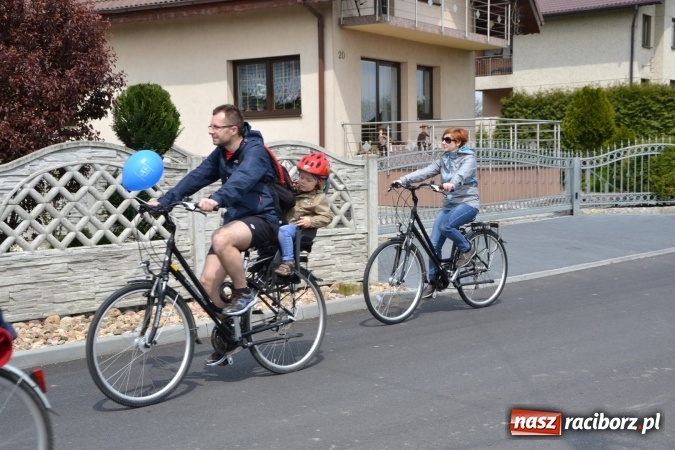 Zdjęcie w galerii na portalu naszraciborz.pl: Sezon rowerowy i marszów nordic walking w gminie Krzyżanowice oficjalnie rozpoczęty wiadomości z regionu