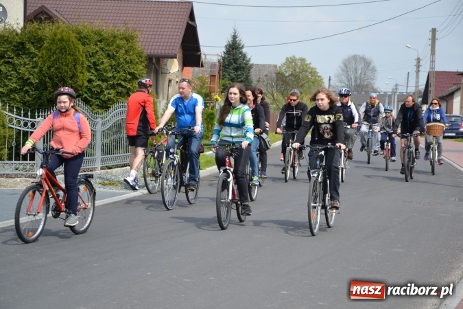 Zdjęcie w galerii na portalu naszraciborz.pl: Sezon rowerowy i marszów nordic walking w gminie Krzyżanowice oficjalnie rozpoczęty wiadomości z regionu