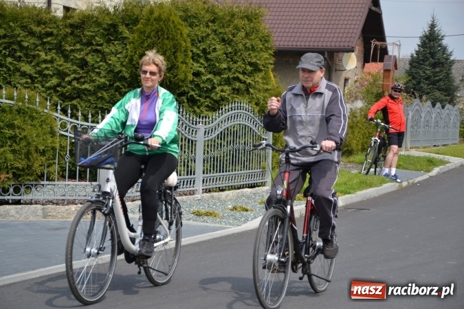 Zdjęcie w galerii na portalu naszraciborz.pl: Sezon rowerowy i marszów nordic walking w gminie Krzyżanowice oficjalnie rozpoczęty wiadomości z regionu