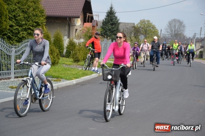 Zdjęcie w galerii na portalu naszraciborz.pl: Sezon rowerowy i marszów nordic walking w gminie Krzyżanowice oficjalnie rozpoczęty wiadomości z regionu
