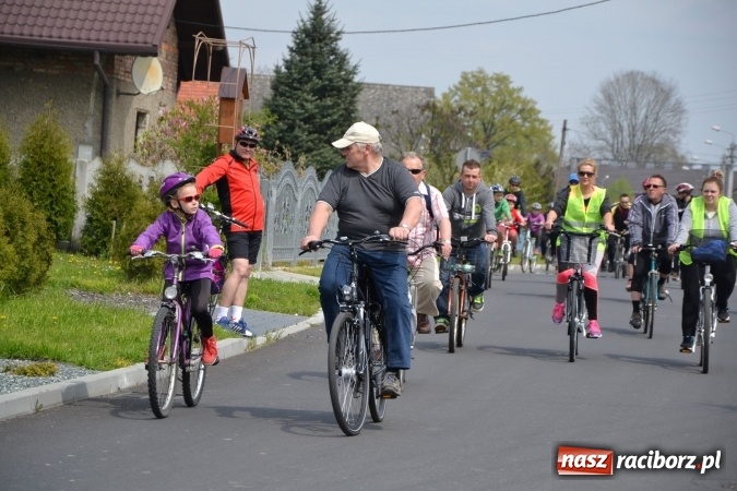 Zdjęcie w galerii na portalu naszraciborz.pl: Sezon rowerowy i marszów nordic walking w gminie Krzyżanowice oficjalnie rozpoczęty wiadomości z regionu
