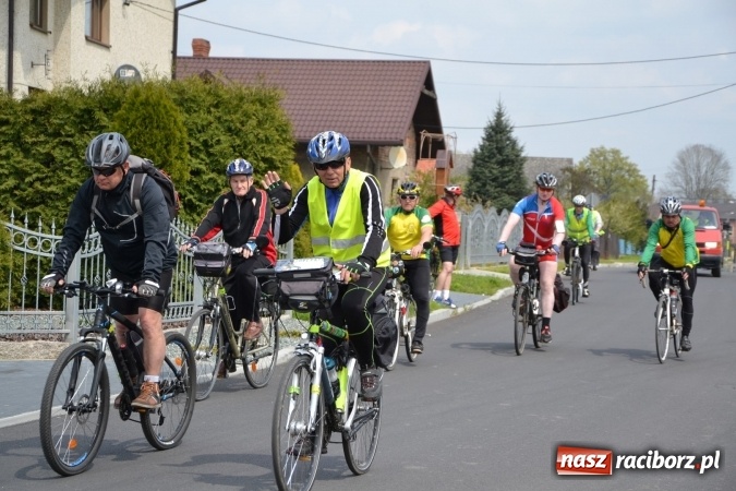Zdjęcie w galerii na portalu naszraciborz.pl: Sezon rowerowy i marszów nordic walking w gminie Krzyżanowice oficjalnie rozpoczęty wiadomości z regionu