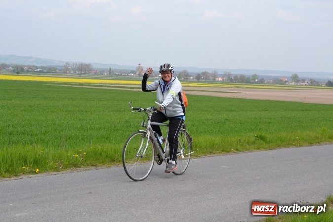 Zdjęcie w galerii na portalu naszraciborz.pl: Sezon rowerowy i marszów nordic walking w gminie Krzyżanowice oficjalnie rozpoczęty wiadomości z regionu