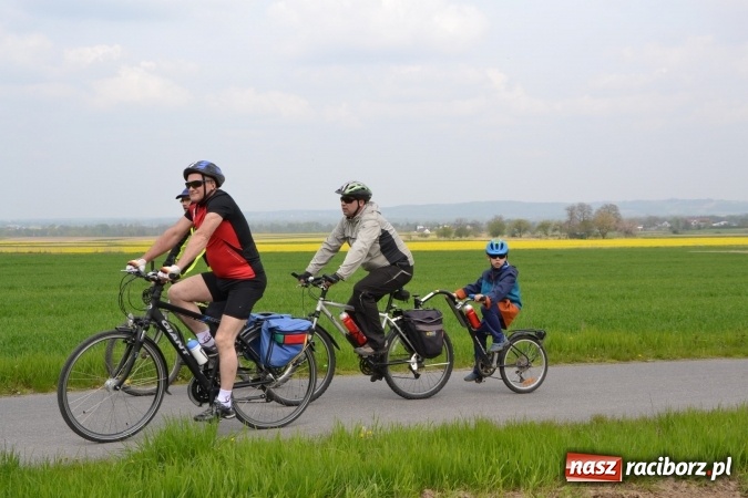 Zdjęcie w galerii na portalu naszraciborz.pl: Sezon rowerowy i marszów nordic walking w gminie Krzyżanowice oficjalnie rozpoczęty wiadomości z regionu
