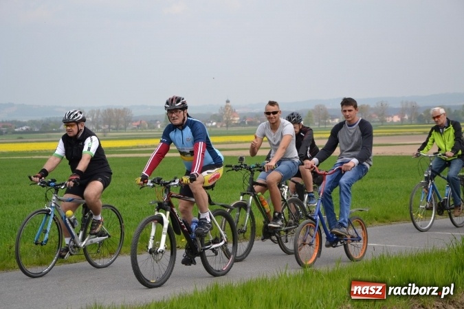 Zdjęcie w galerii na portalu naszraciborz.pl: Sezon rowerowy i marszów nordic walking w gminie Krzyżanowice oficjalnie rozpoczęty wiadomości z regionu