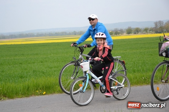 Zdjęcie w galerii na portalu naszraciborz.pl: Sezon rowerowy i marszów nordic walking w gminie Krzyżanowice oficjalnie rozpoczęty wiadomości z regionu