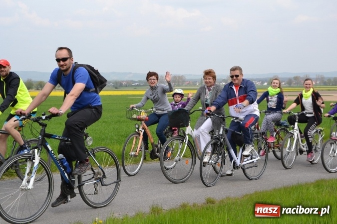 Zdjęcie w galerii na portalu naszraciborz.pl: Sezon rowerowy i marszów nordic walking w gminie Krzyżanowice oficjalnie rozpoczęty wiadomości z regionu