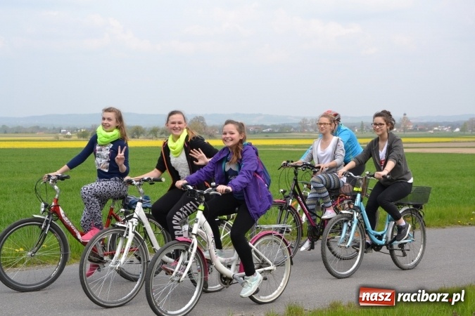 Zdjęcie w galerii na portalu naszraciborz.pl: Sezon rowerowy i marszów nordic walking w gminie Krzyżanowice oficjalnie rozpoczęty wiadomości z regionu