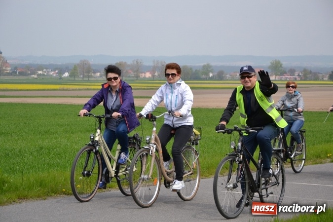 Zdjęcie w galerii na portalu naszraciborz.pl: Sezon rowerowy i marszów nordic walking w gminie Krzyżanowice oficjalnie rozpoczęty wiadomości z regionu